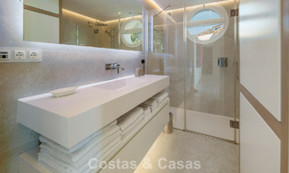 Penthouse duplex exclusif avec intérieur moderne et lumineux à vendre dans un complexe sécurisé sur la Golden Mile, Marbella 796420 