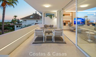 Penthouse duplex exclusif avec intérieur moderne et lumineux à vendre dans un complexe sécurisé sur la Golden Mile, Marbella 796426 