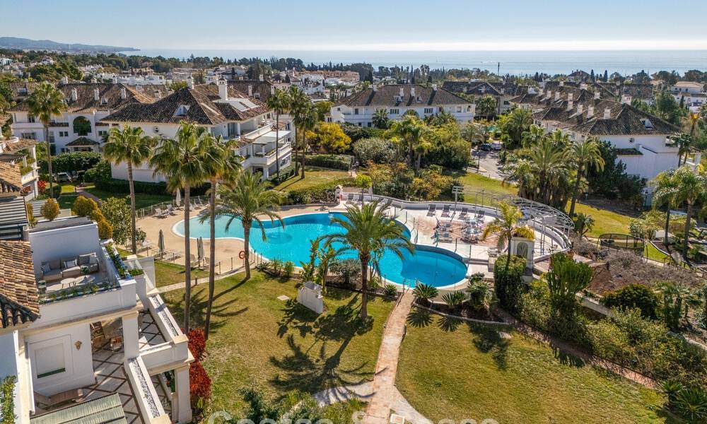Penthouse duplex exclusif avec intérieur moderne et lumineux à vendre dans un complexe sécurisé sur la Golden Mile, Marbella 796430