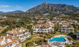 Penthouse duplex exclusif avec intérieur moderne et lumineux à vendre dans un complexe sécurisé sur la Golden Mile, Marbella 796432 