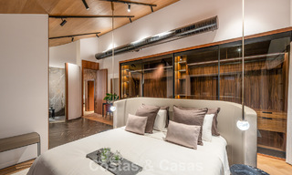 Villa architecturale exclusive avec vue panoramique sur le golf et la mer à vendre à Nueva Andalucía, Marbella 796344 