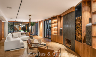 Villa architecturale exclusive avec vue panoramique sur le golf et la mer à vendre à Nueva Andalucía, Marbella 796382 