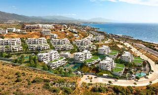 Appartements contemporains de luxe avec vue mer à vendre dans une nouvelle résidence entre Marbella et Sotogrande, Costa del Sol 796321 