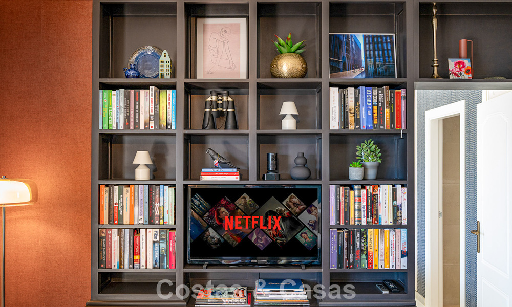 Appartement exclusif en première ligne de plage avec vue panoramique sur la mer à vendre dans le centre d’Estepona 795987