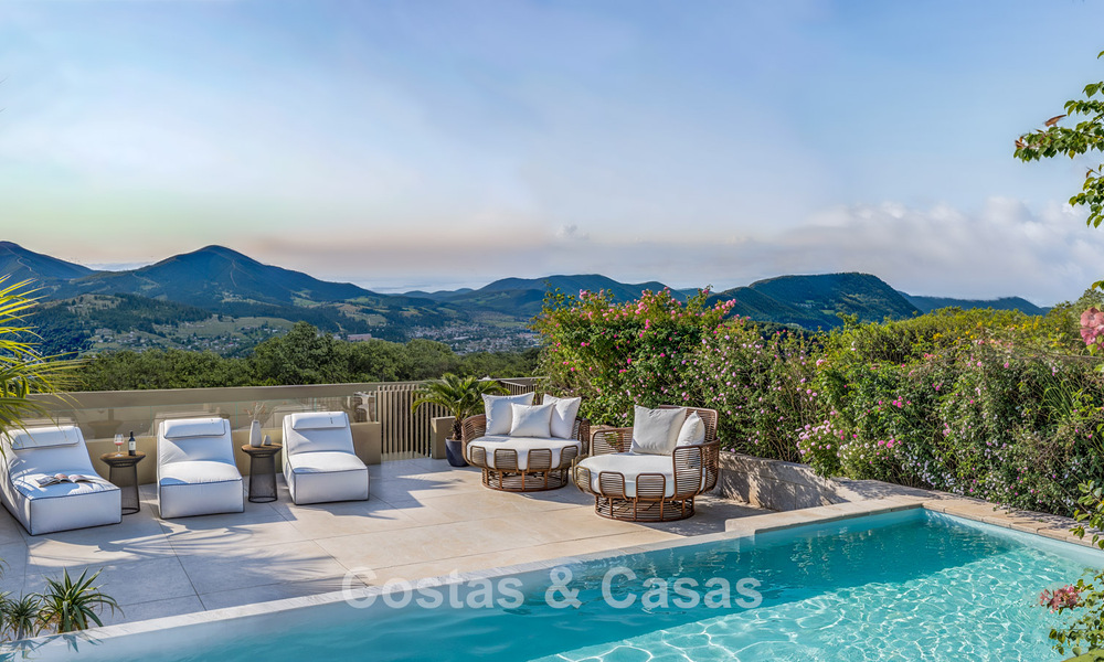 Appartements neufs innovants avec architecture avant-gardiste à vendre au centre d’Estepona 795916