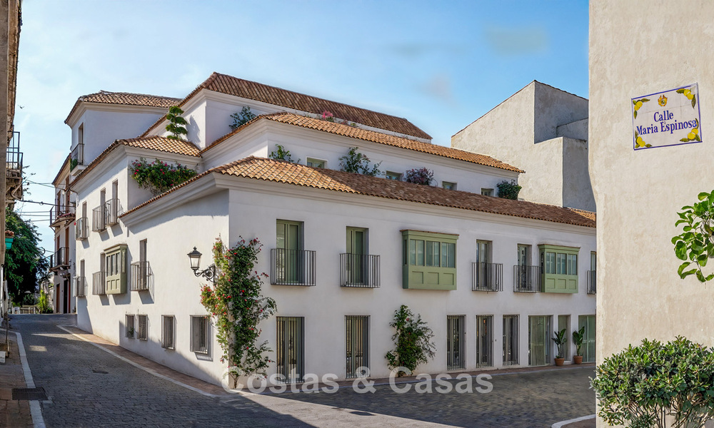 Maisons de design uniques à vendre à quelques pas de toutes les commodités dans le centre d’Estepona 795941