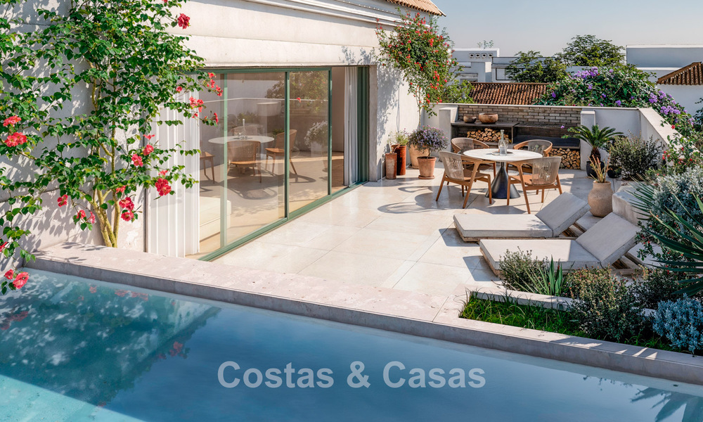 Maisons de design uniques à vendre à quelques pas de toutes les commodités dans le centre d’Estepona 795944