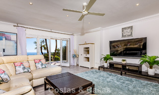 Majestueuse villa rénovée avec modernité offrant une vue panoramique sur la mer, à vendre sur un vaste terrain à l’est du centre de Marbella 796531 