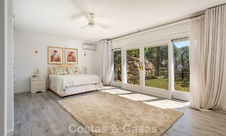 Majestueuse villa rénovée avec modernité offrant une vue panoramique sur la mer, à vendre sur un vaste terrain à l’est du centre de Marbella 796535 