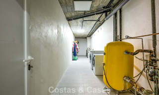 Majestueuse villa rénovée avec modernité offrant une vue panoramique sur la mer, à vendre sur un vaste terrain à l’est du centre de Marbella 796542 