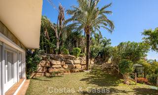 Majestueuse villa rénovée avec modernité offrant une vue panoramique sur la mer, à vendre sur un vaste terrain à l’est du centre de Marbella 796549 