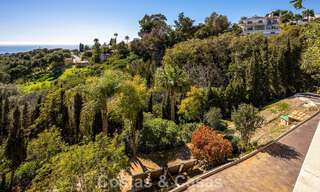 Majestueuse villa rénovée avec modernité offrant une vue panoramique sur la mer, à vendre sur un vaste terrain à l’est du centre de Marbella 796554 