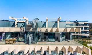 Penthouse avec vue sur la mer depuis une vaste terrasse sur le toit à vendre sur la New Golden Mile, entre Marbella et Estepona 796610 