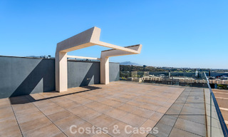 Penthouse avec vue sur la mer depuis une vaste terrasse sur le toit à vendre sur la New Golden Mile, entre Marbella et Estepona 796622 