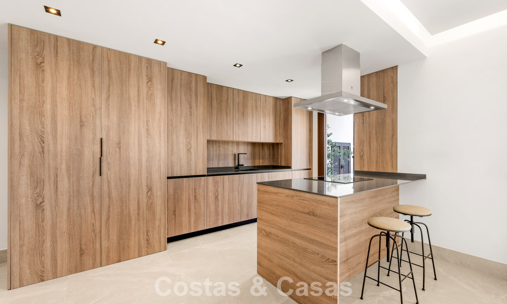 Nouveau penthouse duplex avec vue dégagée à vendre dans le paisible Istán, près de Marbella sur la Costa del Sol 796174