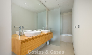 Appartement de plain-pied de haute qualité avec jardin privé et piscine à vendre à Fuengirola, Costa del Sol 796568 