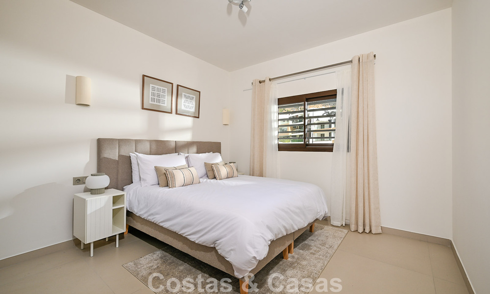 Appartement de plain-pied de haute qualité avec jardin privé et piscine à vendre à Fuengirola, Costa del Sol 796569