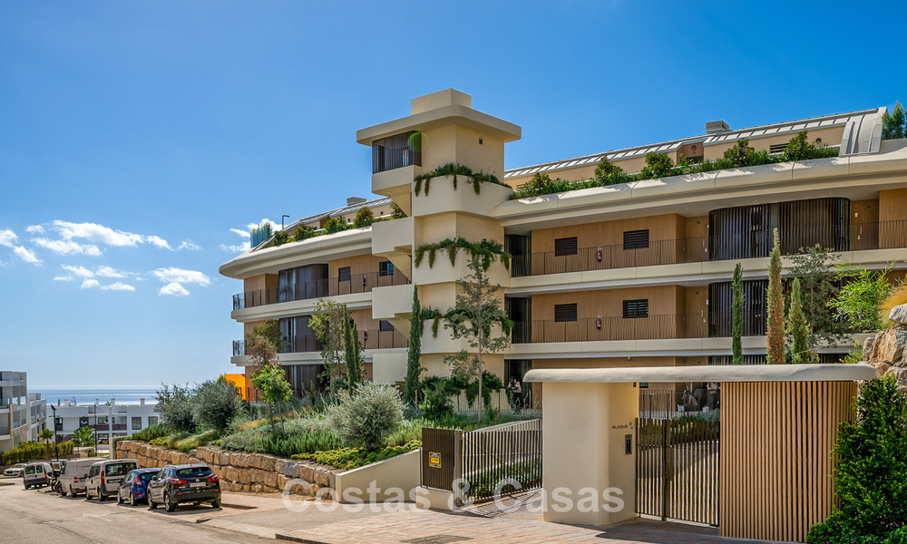 Appartement de plain-pied de haute qualité avec jardin privé et piscine à vendre à Fuengirola, Costa del Sol 796584