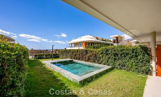 Appartement de plain-pied de haute qualité avec jardin privé et piscine à vendre à Fuengirola, Costa del Sol 796589 