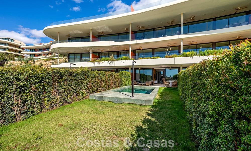 Appartement de plain-pied de haute qualité avec jardin privé et piscine à vendre à Fuengirola, Costa del Sol 796590