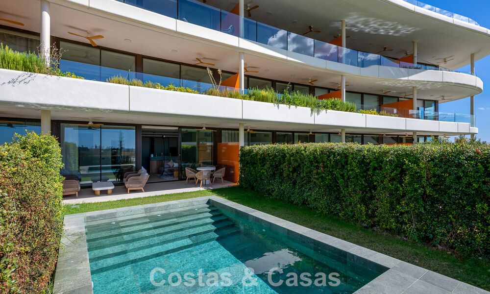 Appartement de plain-pied de haute qualité avec jardin privé et piscine à vendre à Fuengirola, Costa del Sol 796593