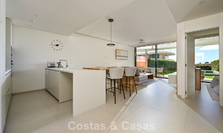 Appartement de plain-pied de haute qualité avec jardin privé et piscine à vendre à Fuengirola, Costa del Sol 796594 