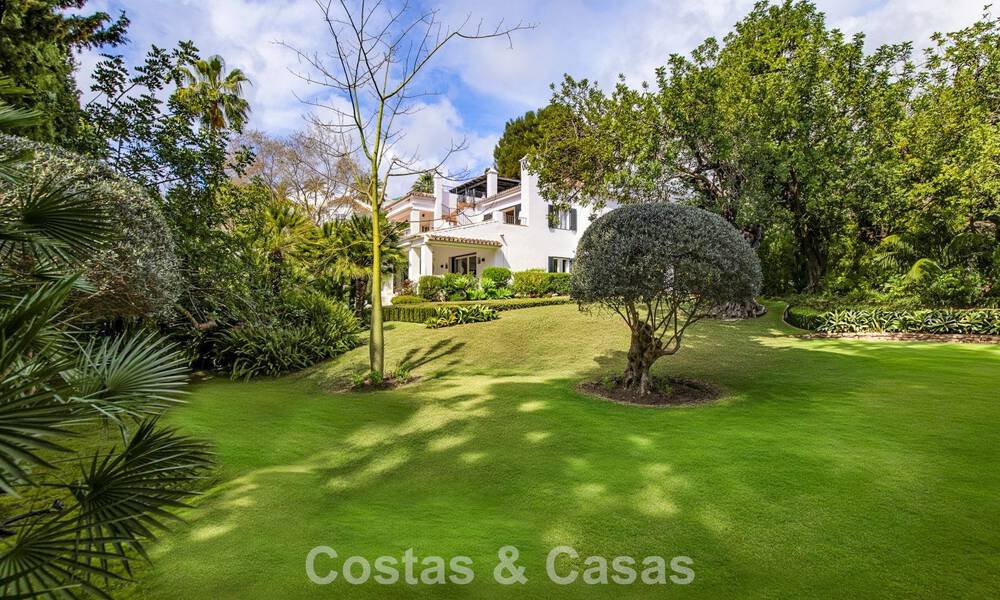 Élégante villa de luxe avec une intimité absolue à vendre sur le Golden Mile de Marbella 796651