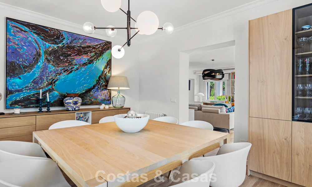 Élégante villa de luxe avec une intimité absolue à vendre sur le Golden Mile de Marbella 796655