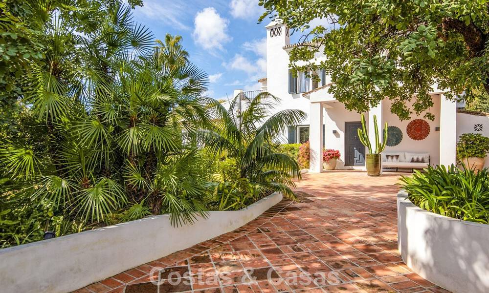 Élégante villa de luxe avec une intimité absolue à vendre sur le Golden Mile de Marbella 796667