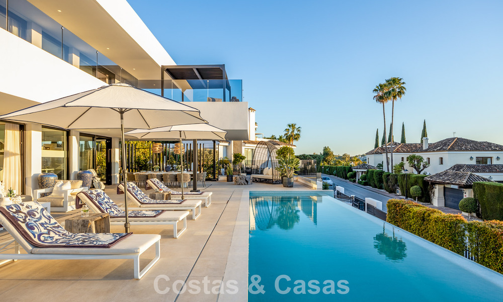 Villa de luxe haut de gamme en première ligne de golf à vendre dans la Vallée du Golf de Nueva Andalucía, Marbella 796699