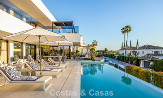 Villa de luxe haut de gamme en première ligne de golf à vendre dans la Vallée du Golf de Nueva Andalucía, Marbella 796699 