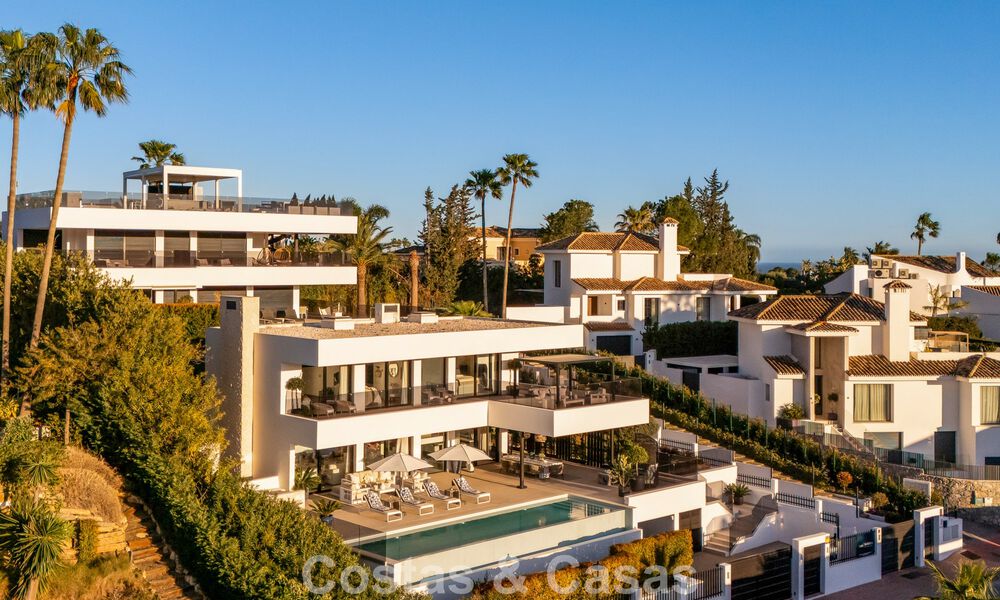 Villa de luxe haut de gamme en première ligne de golf à vendre dans la Vallée du Golf de Nueva Andalucía, Marbella 796702