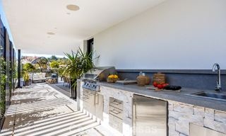 Villa de luxe haut de gamme en première ligne de golf à vendre dans la Vallée du Golf de Nueva Andalucía, Marbella 796706 