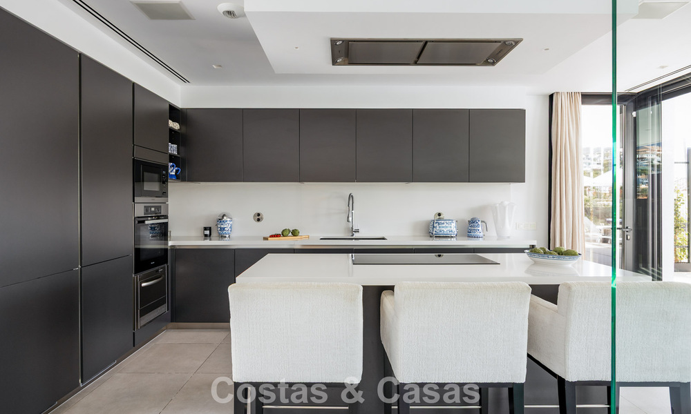 Villa de luxe haut de gamme en première ligne de golf à vendre dans la Vallée du Golf de Nueva Andalucía, Marbella 796717