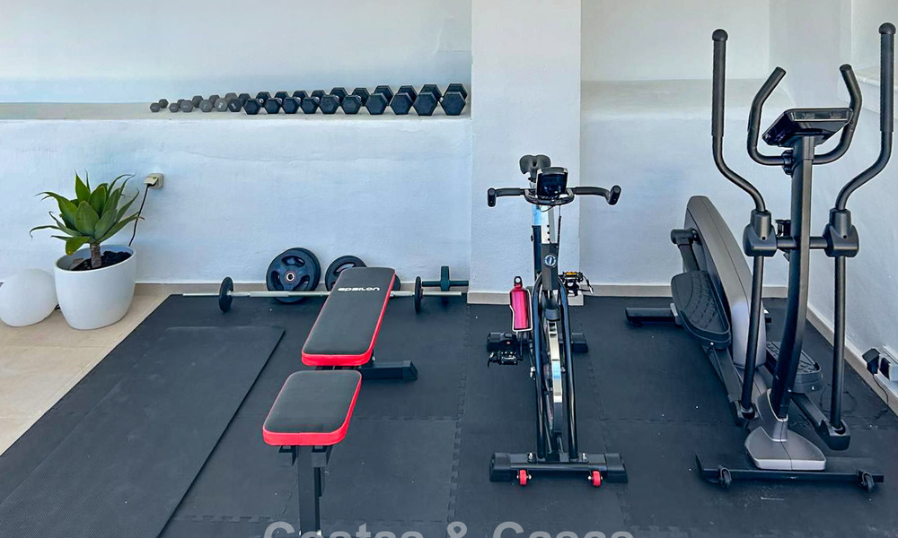 Penthouse duplex de luxe à vendre dans une résidence sécurisée dans la vallée du golf de Nueva Andalucía, Marbella 796728