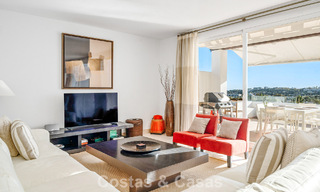 Penthouse duplex de luxe à vendre dans une résidence sécurisée dans la vallée du golf de Nueva Andalucía, Marbella 796740 