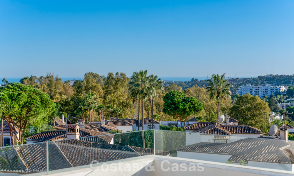 Penthouse duplex de luxe à vendre dans une résidence sécurisée dans la vallée du golf de Nueva Andalucía, Marbella 796752