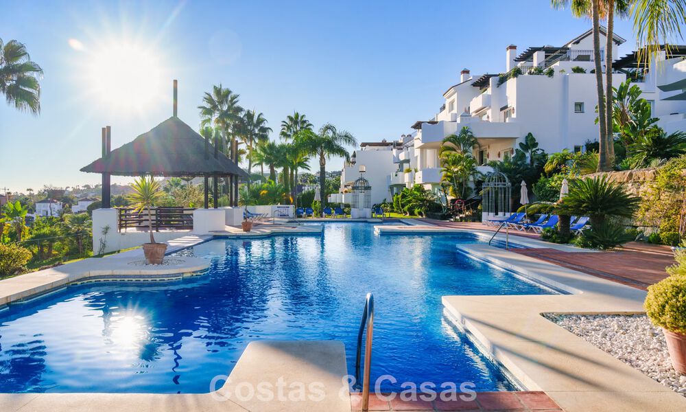 Penthouse duplex de luxe à vendre dans une résidence sécurisée dans la vallée du golf de Nueva Andalucía, Marbella 796753