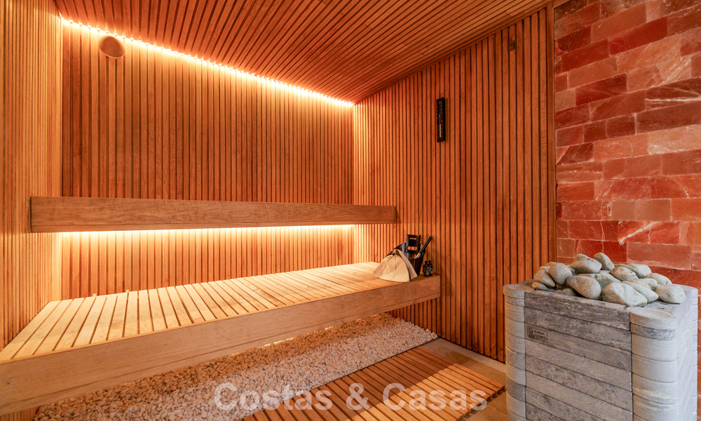 Villa de luxe exclusive et moderne à vendre à deux pas de la plage dans l’Est de Marbella 796871