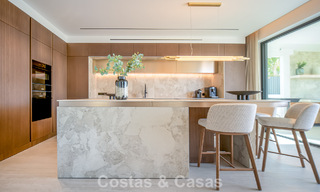 Villa de luxe exclusive et moderne à vendre à deux pas de la plage dans l’Est de Marbella 796880 