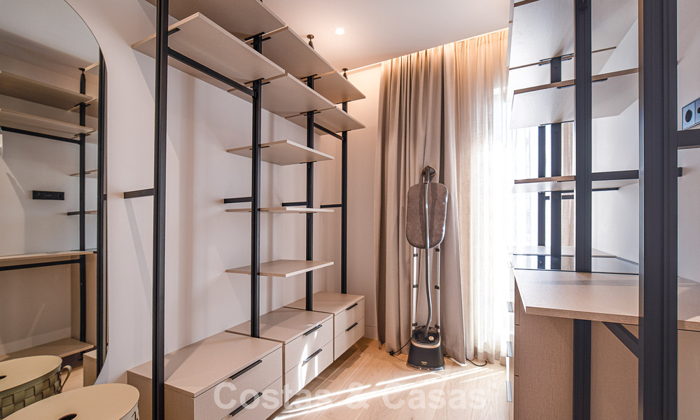 Villa de luxe exclusive et moderne à vendre à deux pas de la plage dans l’Est de Marbella 796888