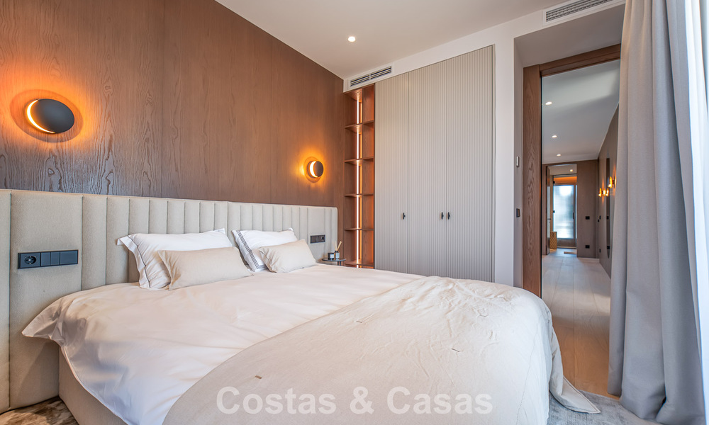 Villa de luxe exclusive et moderne à vendre à deux pas de la plage dans l’Est de Marbella 796891