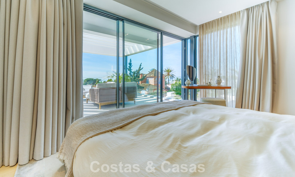 Villa de luxe exclusive et moderne à vendre à deux pas de la plage dans l’Est de Marbella 796893