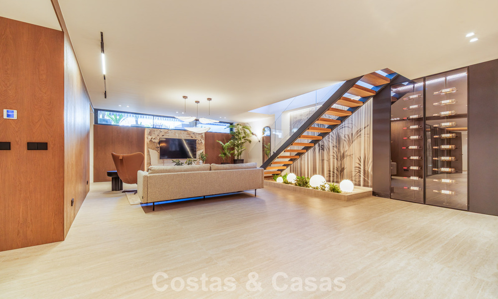 Villa de luxe exclusive et moderne à vendre à deux pas de la plage dans l’Est de Marbella 796914