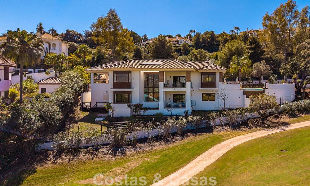 Villa méditerranéenne en première ligne de golf avec vue panoramique à vendre à La Cala Golf Resort, Mijas Costa 796439