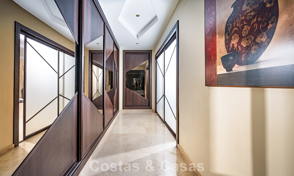 Villa méditerranéenne en première ligne de golf avec vue panoramique à vendre à La Cala Golf Resort, Mijas Costa 796484