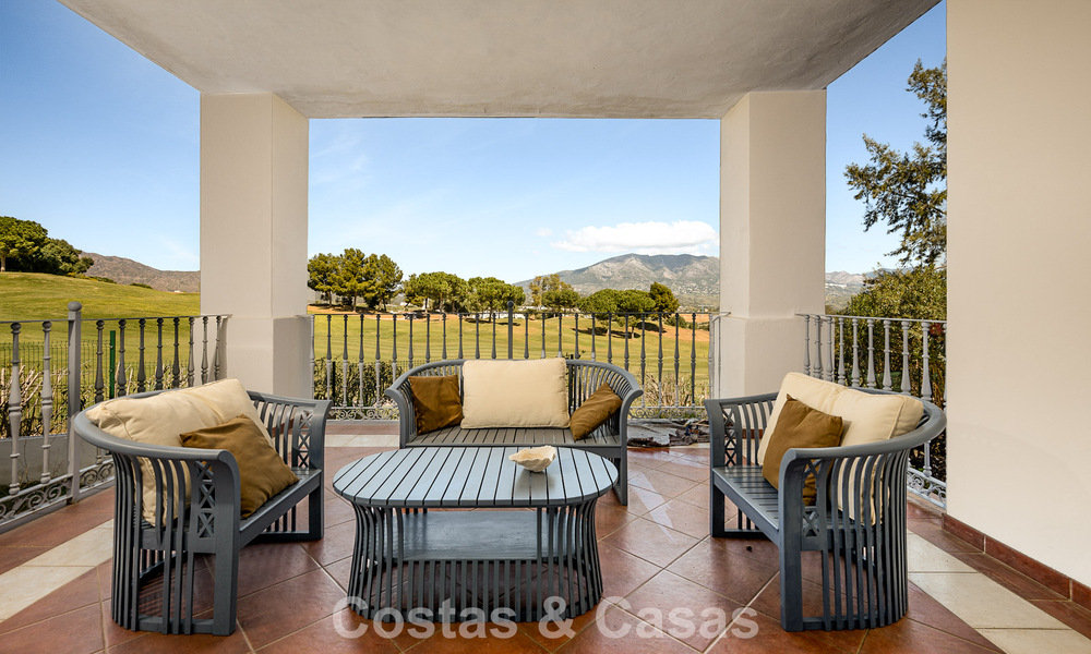 Villa méditerranéenne en première ligne de golf avec vue panoramique à vendre à La Cala Golf Resort, Mijas Costa 796486