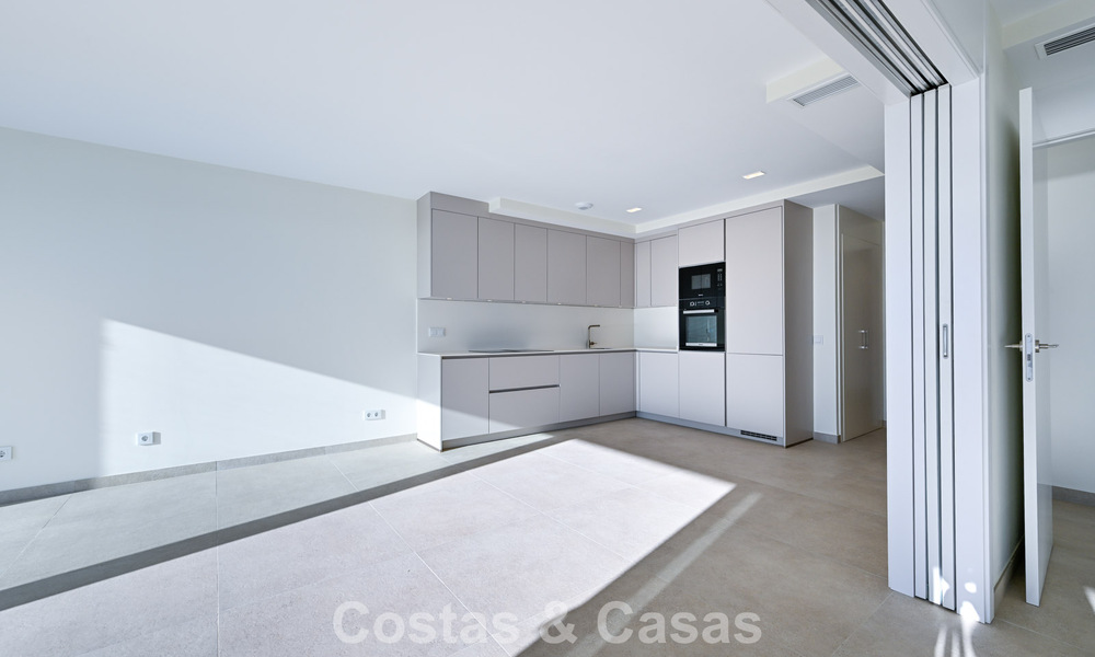 Prêt à emménager! Appartements modernes et luxueux avec vue panoramique sur la mer à vendre à Mijas, Costa del Sol 797107