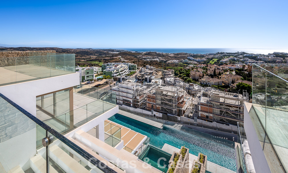 Prêt à emménager! Appartements modernes et luxueux avec vue panoramique sur la mer à vendre à Mijas, Costa del Sol 797114