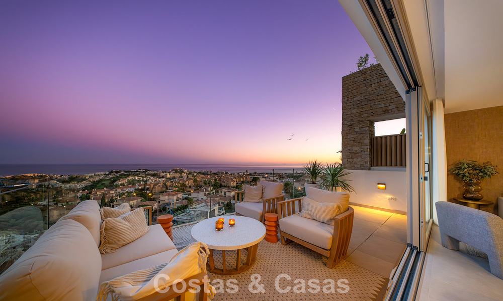 Prêt à emménager! Appartements modernes et luxueux avec vue panoramique sur la mer à vendre à Mijas, Costa del Sol 797130